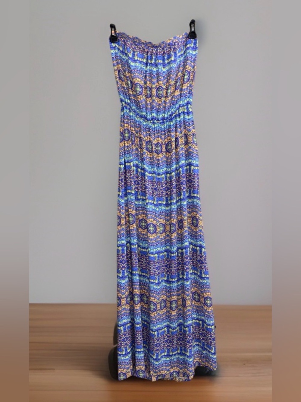Forever 21 Women’s Strapless Maxi Dress in Blue & Yellow Mosaic Print-S